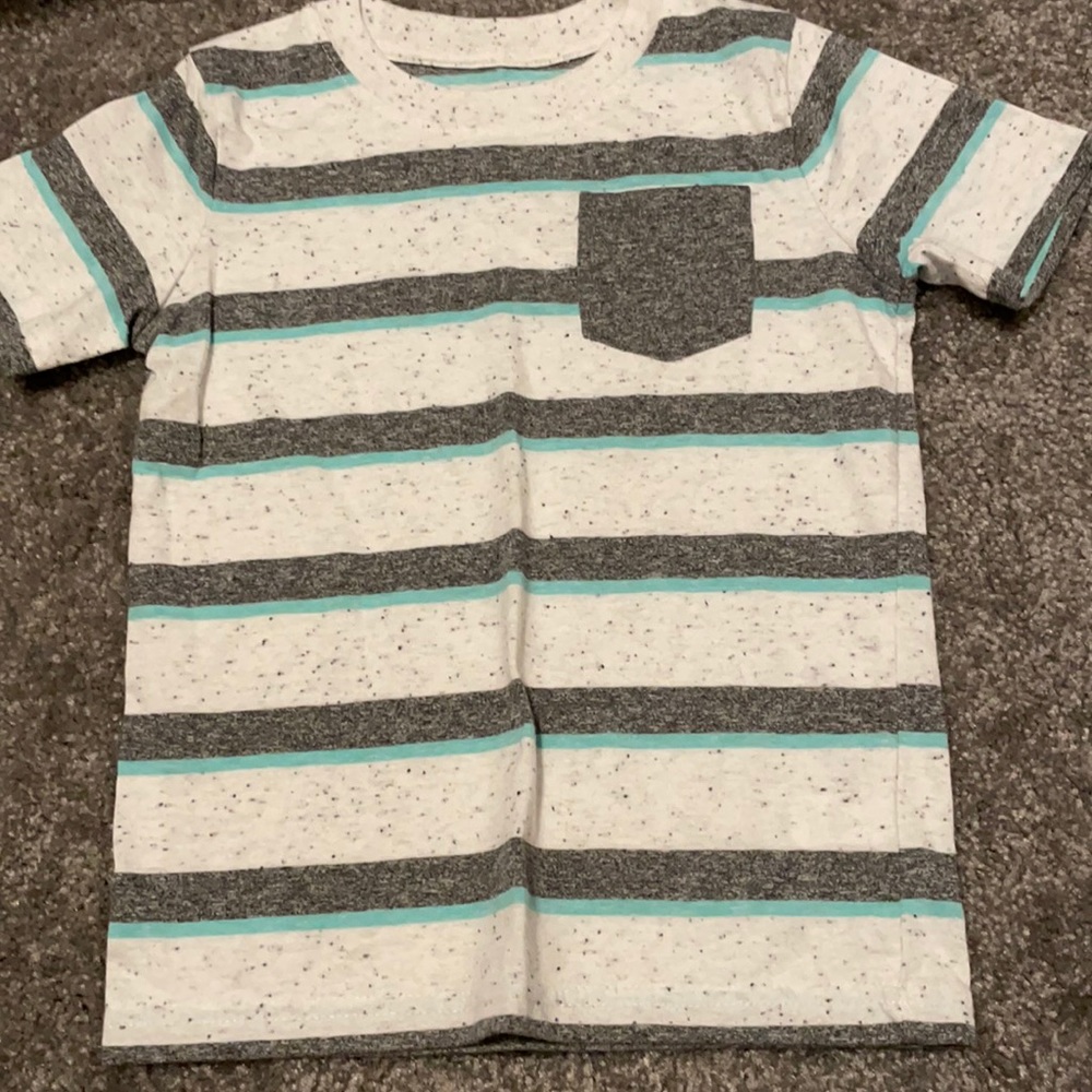 Never worn kids tee